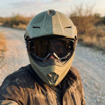 Motoros arckép 3